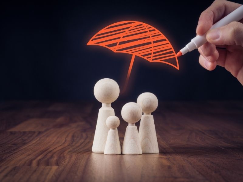 Corretor de Seguros em Nacip Raydan